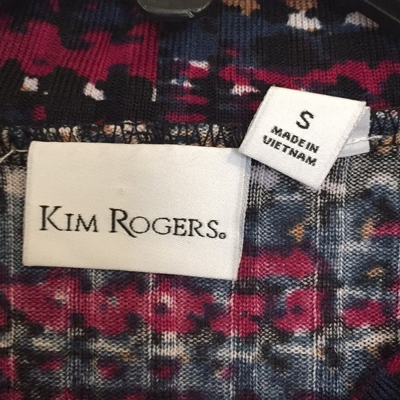 Kim Rogers Keyhole Top - Picture 5 of 6